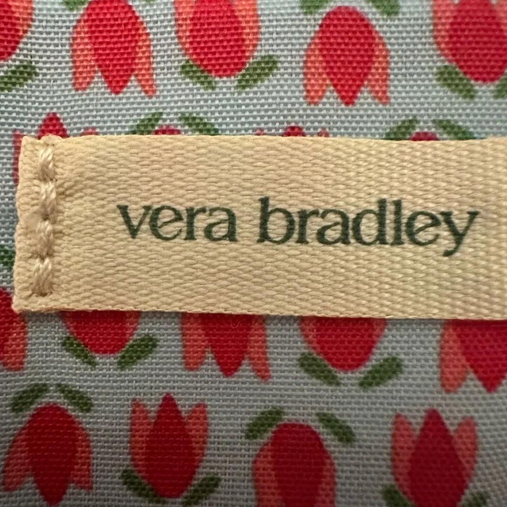 Vera Bradley Ultralight Travel Tote NWT - Picture 8 of 10